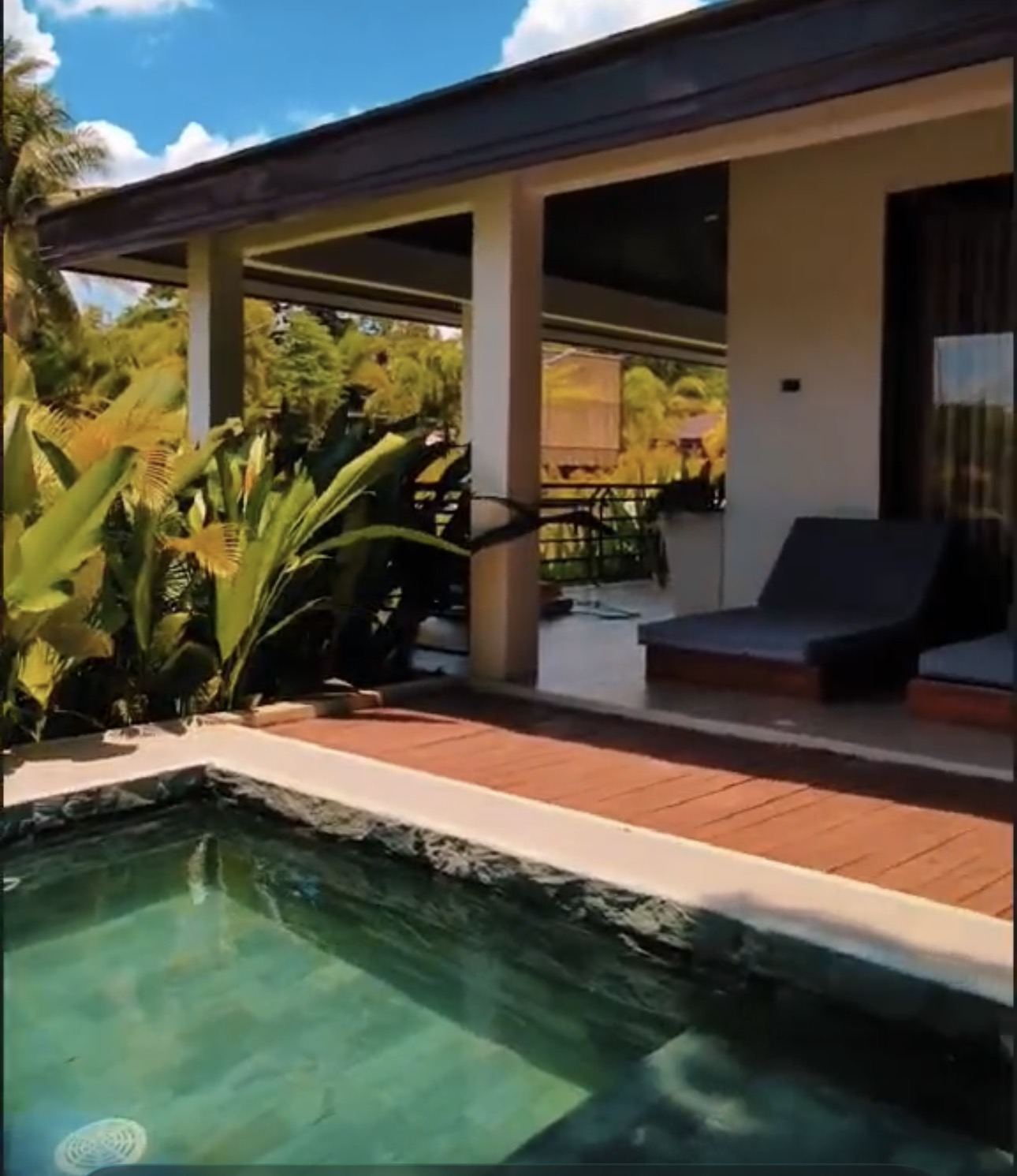 Pool villa deck